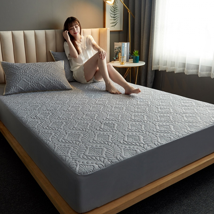 91家纺网 家纺一手货源 找家纺 花言狐语 2025新款水洗棉防水隔尿夹棉床笠 富贵花-灰色