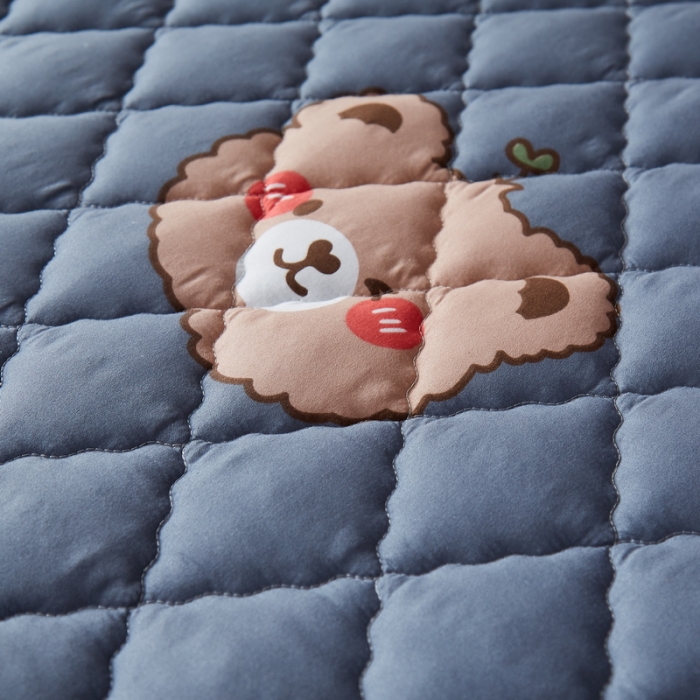 91家纺网 家纺一手货源 找家纺 花言狐语 2025新款水洗棉防水隔尿夹棉床笠 可爱小熊-灰