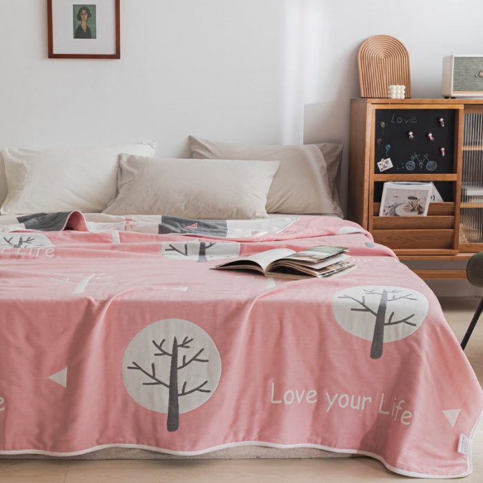 91家纺网 家纺一手货源 找家纺 朴尔 2021新款抽象风格六层纱布毛巾被系列 幸福小树-粉