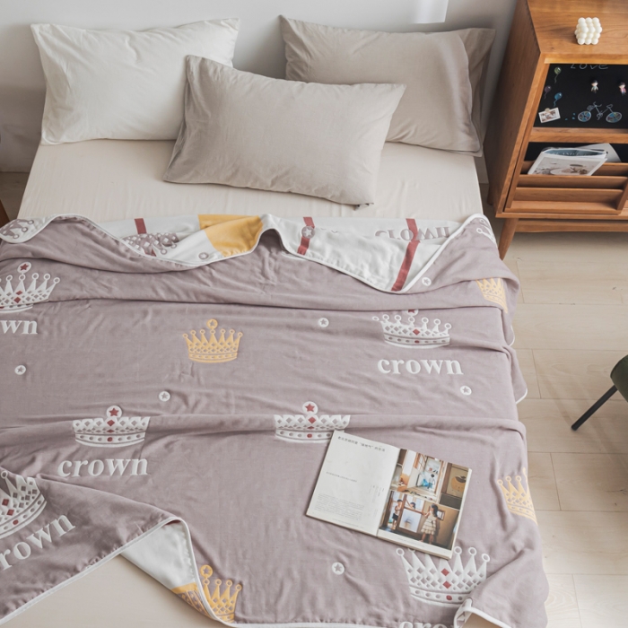 91家纺网 家纺一手货源 找家纺 朴尔 2021新款抽象风格六层纱布毛巾被系列 尊贵皇冠-咖