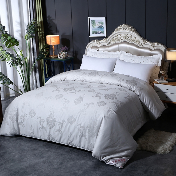 91家纺网 家纺一手货源 找家纺 金同成 2025新款60支长绒棉蚕丝被 灰色