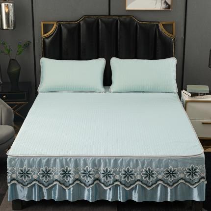91家纺网 家纺一手货源 找家纺 纽缦家纺 2021新款凉感丝乳胶凉席可拆卸床裙款三件套 湖蓝