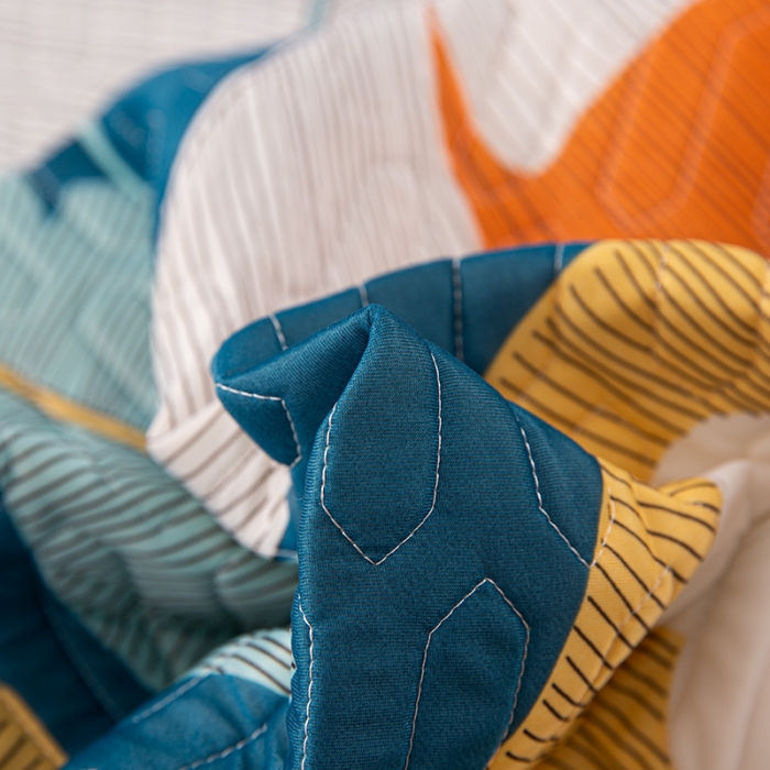 91家纺网 家纺一手货源 找家纺 纽缦家纺 2021新款凉感丝乳胶凉席可拆卸床裙款三件套 巴山夜雨-兰