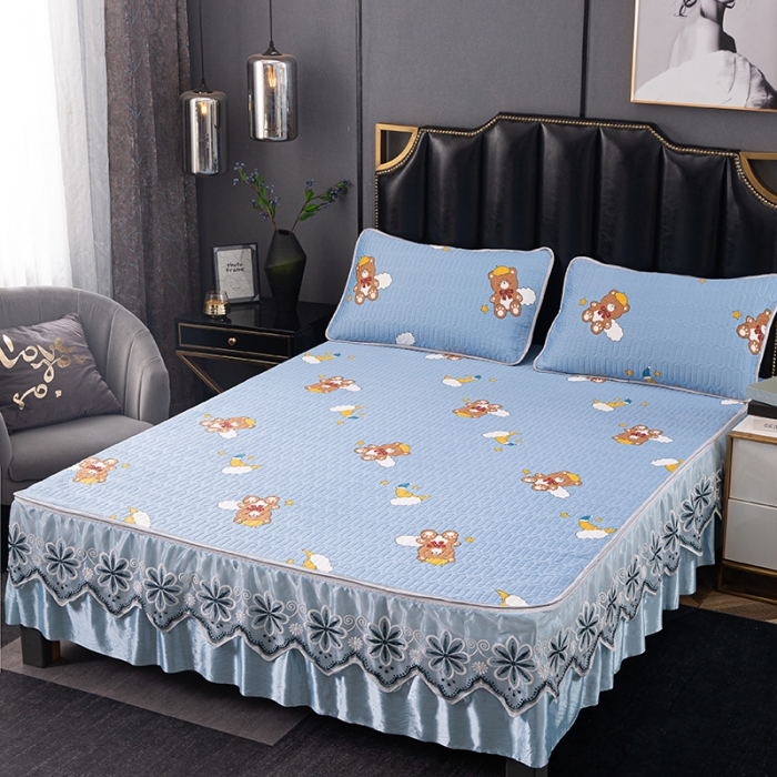 91家纺网 家纺一手货源 找家纺 纽缦家纺 2021新款凉感丝乳胶凉席可拆卸床裙款三件套 呆萌伙伴兰