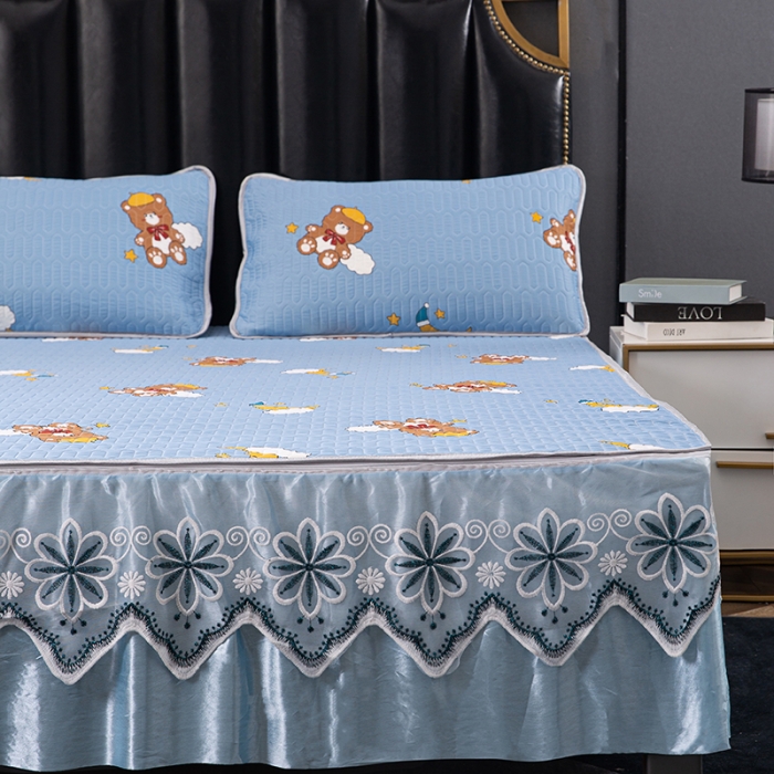 91家纺网 家纺一手货源 找家纺 纽缦家纺 2021新款凉感丝乳胶凉席可拆卸床裙款三件套 呆萌伙伴兰