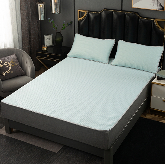 91家纺网 家纺一手货源 找家纺 纽缦家纺 2021新款凉感丝乳胶凉席可拆卸床裙款三件套 湖蓝