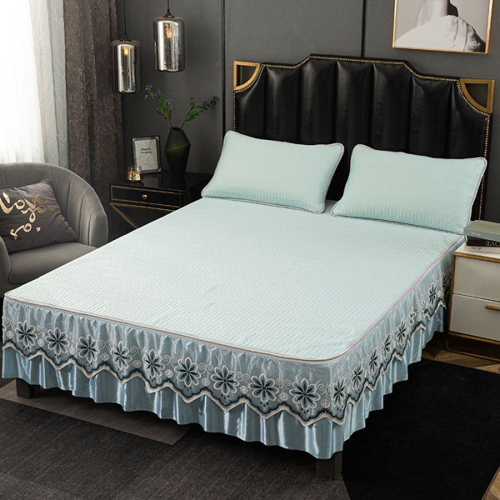 91家纺网 家纺一手货源 找家纺 纽缦家纺 2021新款凉感丝乳胶凉席可拆卸床裙款三件套 湖蓝
