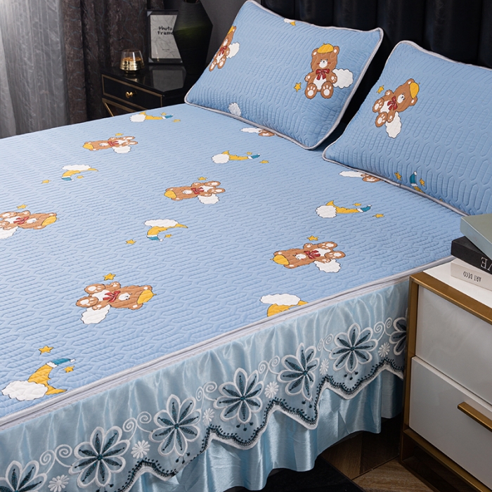 91家纺网 家纺一手货源 找家纺 纽缦家纺 2021新款凉感丝乳胶凉席可拆卸床裙款三件套 呆萌伙伴兰