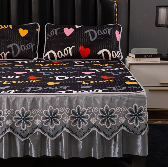 91家纺网 家纺一手货源 找家纺 纽缦家纺 2021新款凉感丝乳胶凉席可拆卸床裙款三件套 可可托海黑