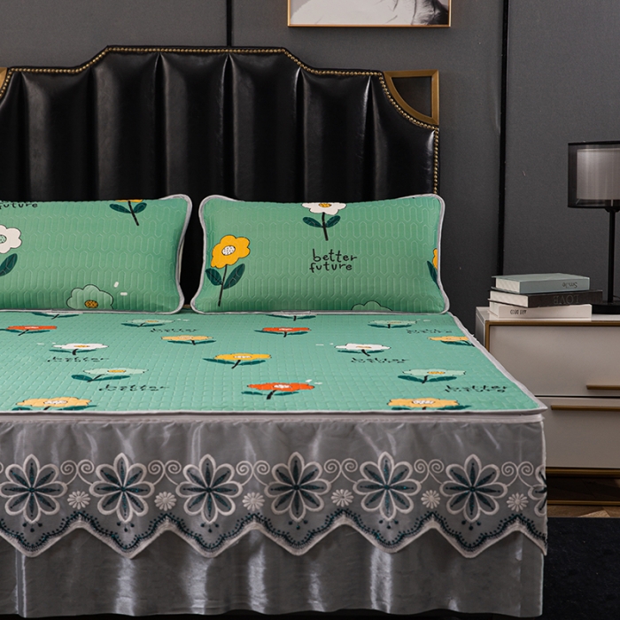 91家纺网 家纺一手货源 找家纺 纽缦家纺 2021新款凉感丝乳胶凉席可拆卸床裙款三件套 绿野仙踪墨绿