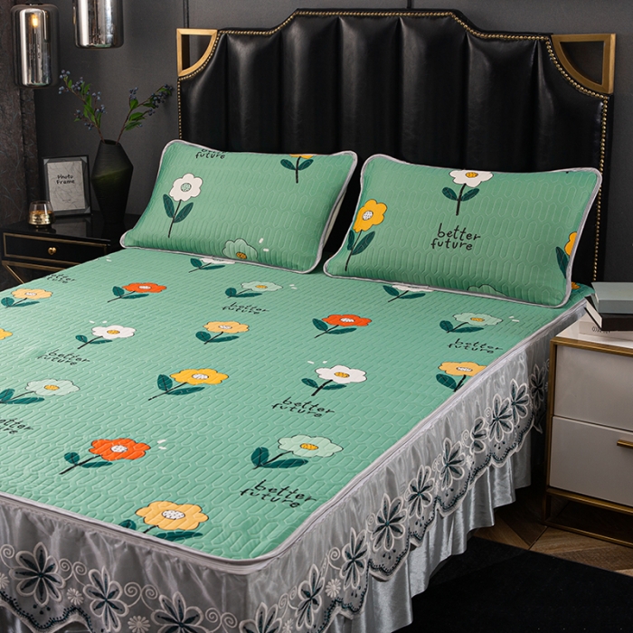 91家纺网 家纺一手货源 找家纺 纽缦家纺 2021新款凉感丝乳胶凉席可拆卸床裙款三件套 绿野仙踪墨绿