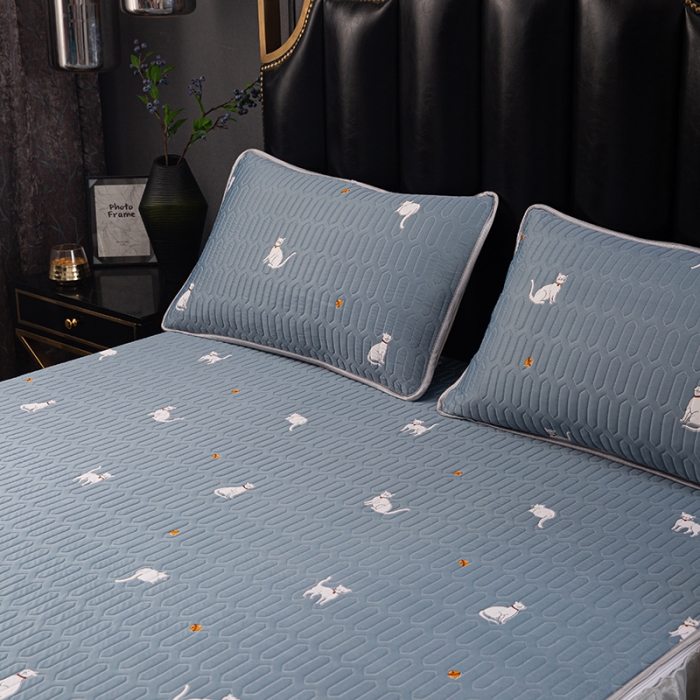 91家纺网 家纺一手货源 找家纺 纽缦家纺 2021新款凉感丝乳胶凉席可拆卸床裙款三件套 喵趣横生