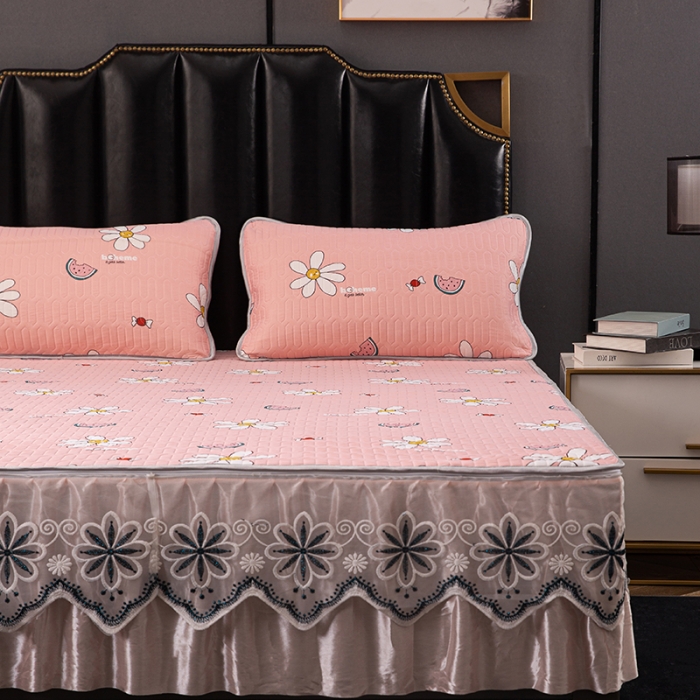 91家纺网 家纺一手货源 找家纺 纽缦家纺 2021新款凉感丝乳胶凉席可拆卸床裙款三件套 难忘哈密-玉