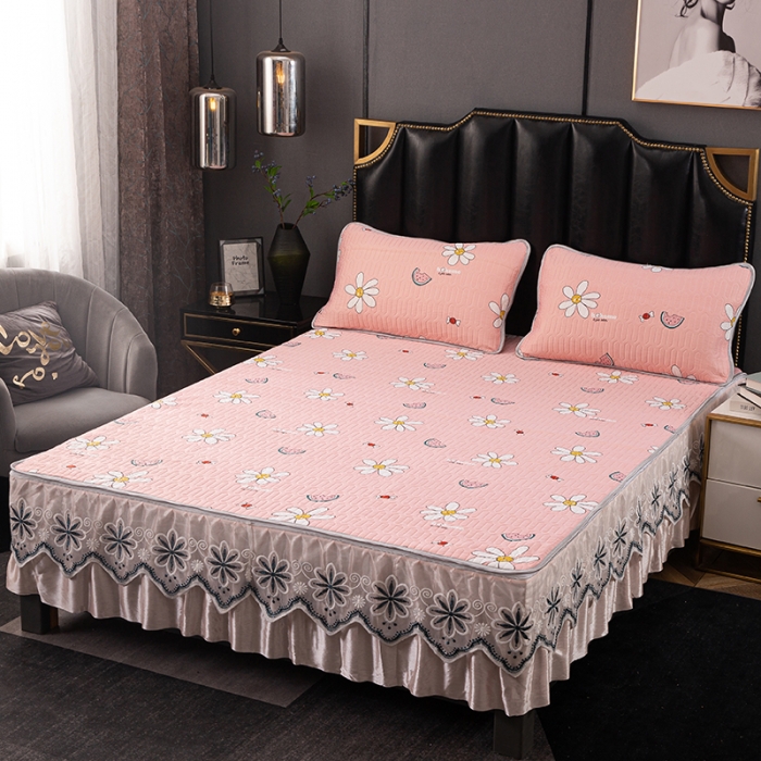 91家纺网 家纺一手货源 找家纺 纽缦家纺 2021新款凉感丝乳胶凉席可拆卸床裙款三件套 难忘哈密-玉