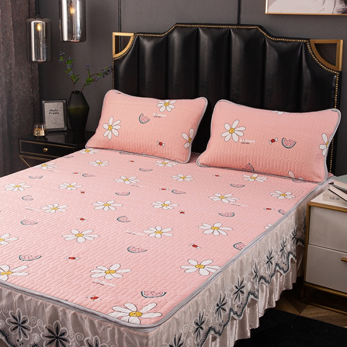 91家纺网 家纺一手货源 找家纺 纽缦家纺 2021新款凉感丝乳胶凉席可拆卸床裙款三件套 难忘哈密-玉