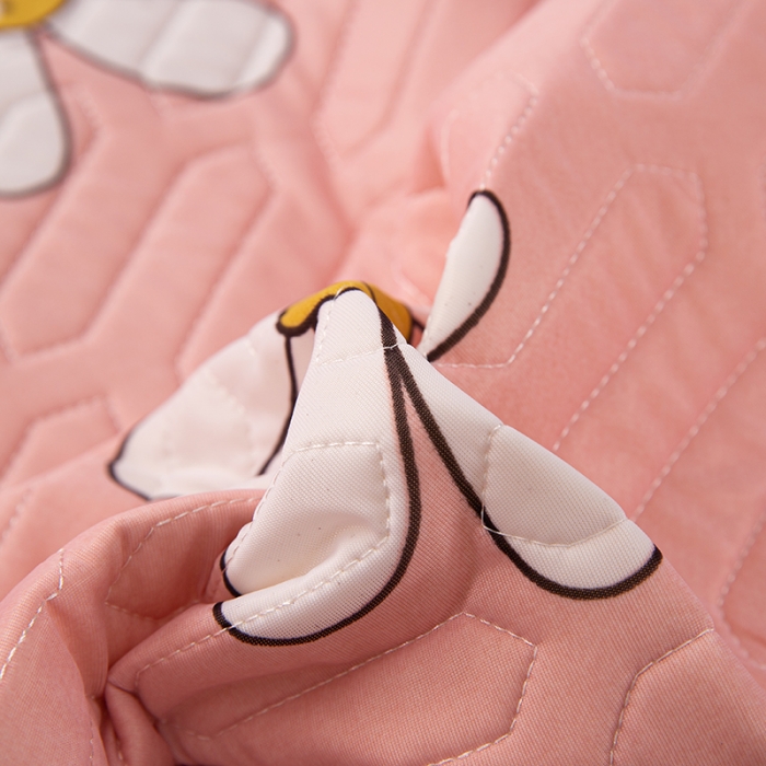 91家纺网 家纺一手货源 找家纺 纽缦家纺 2021新款凉感丝乳胶凉席可拆卸床裙款三件套 难忘哈密-玉