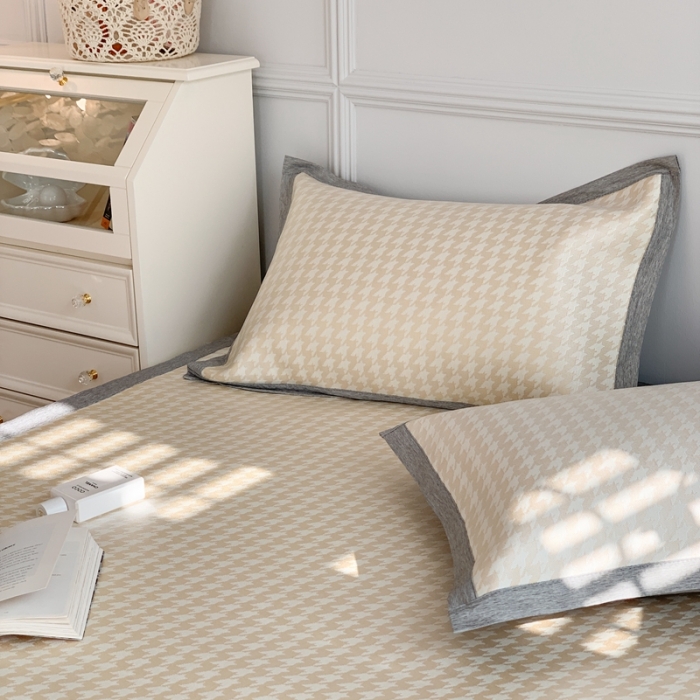 91家纺网 家纺一手货源 找家纺 涞澳家纺 2021新款凉席三件套-千鸟格 千鸟格-驼