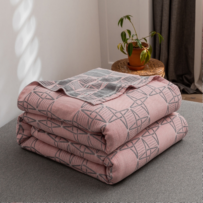 91家纺网 家纺一手货源 找家纺 朴尔 2021新款主推三层水洗棉纱布毛巾被三体秘境-粉灰