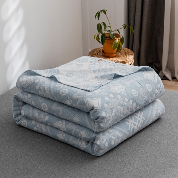 91家纺网 家纺一手货源 找家纺 朴尔 2021新款主推三层水洗棉纱布毛巾被远古图腾-冰蓝