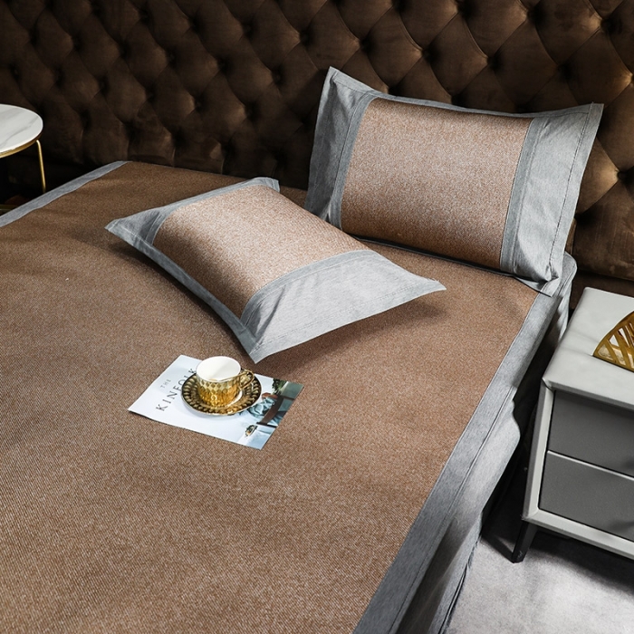 91家纺网 家纺一手货源 找家纺 绒艺席业 2021新款加密冰藤英文绣花床单床笠款 咖色