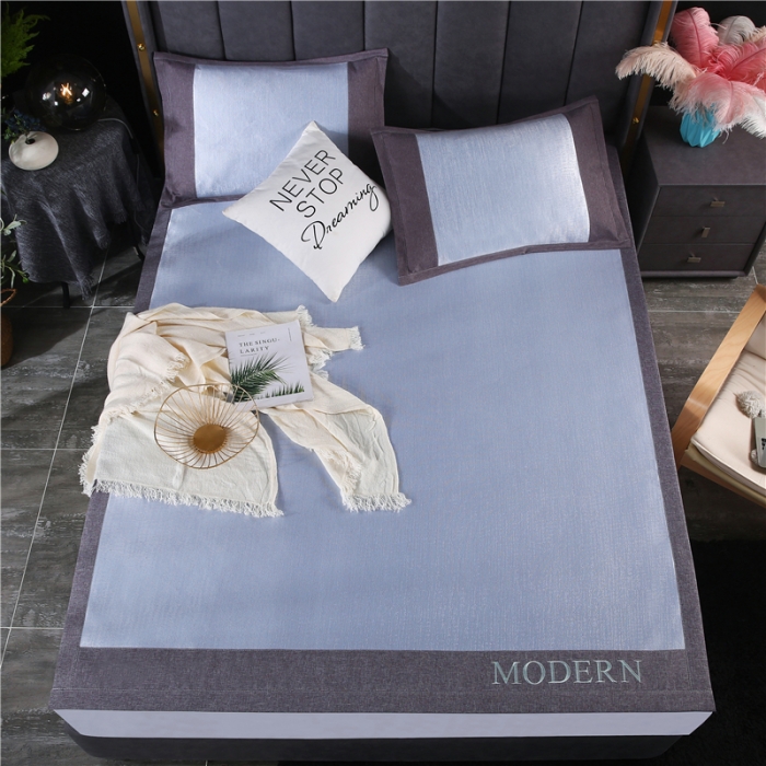 91家纺网 家纺一手货源 找家纺 青竹苑 2021新款600D三明治素色冰丝凉席 蓝色