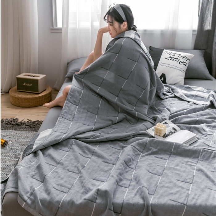 91家纺网 家纺一手货源 找家纺 朴尔 2021爆款三层水洗棉全棉纱布毛巾被 简约线条-灰