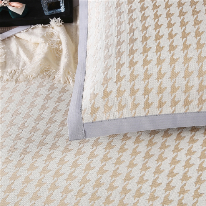 91家纺网 家纺一手货源 找家纺 青竹苑 2021新款600D三明治千鸟格冰丝凉席 千鸟格-黄