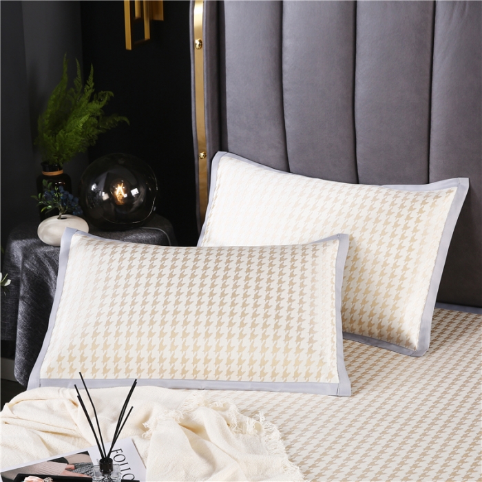 91家纺网 家纺一手货源 找家纺 青竹苑 2021新款600D三明治千鸟格冰丝凉席 千鸟格-黄