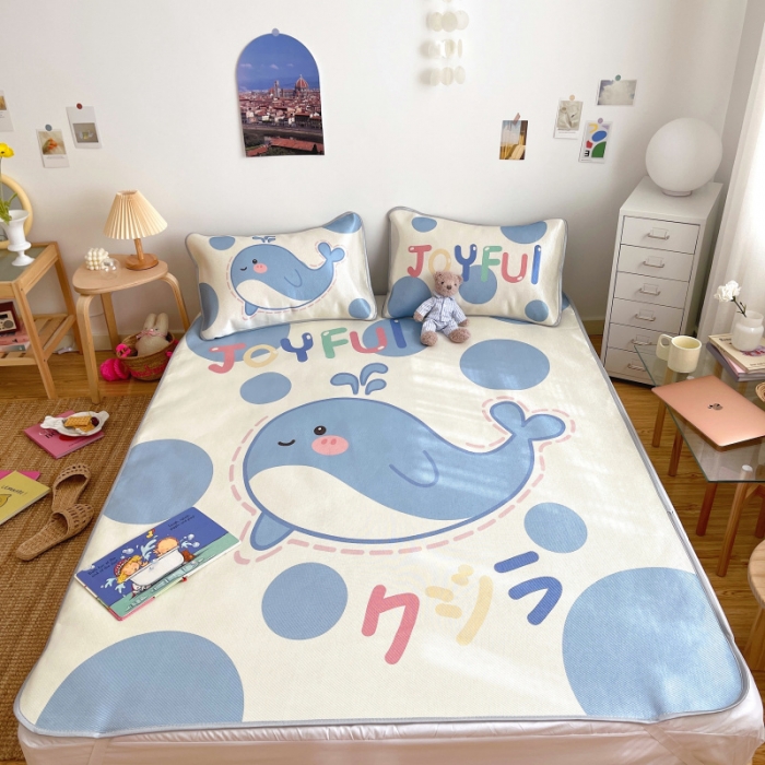 91家纺网 家纺一手货源 找家纺 川悦生活 直播供货2021新款小清新大版冰丝席卡通凉席三件套快乐鲸鱼