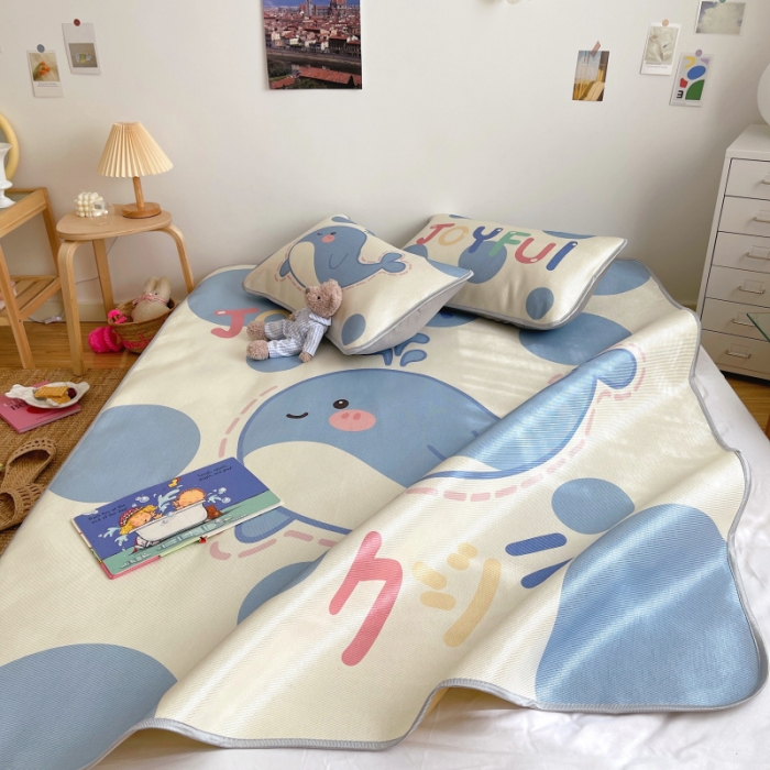 91家纺网 家纺一手货源 找家纺 川悦生活 直播供货2021新款小清新大版冰丝席卡通凉席三件套快乐鲸鱼