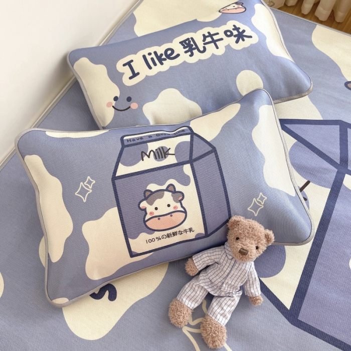 91家纺网 家纺一手货源 找家纺 川悦生活 直播供货2021新款小清新大版冰丝席卡通凉席三件套美味牛乳