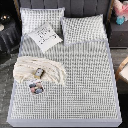 91家纺网 家纺一手货源 找家纺 青竹苑 2021新款600D三明治千鸟格冰丝凉席 千鸟格-灰