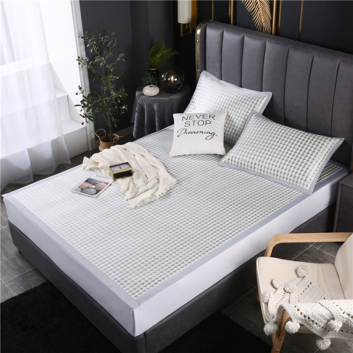 91家纺网 家纺一手货源 找家纺 青竹苑 2021新款600D三明治千鸟格冰丝凉席 千鸟格-灰