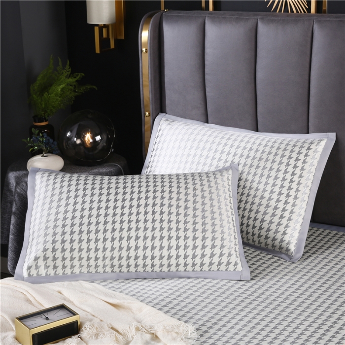 91家纺网 家纺一手货源 找家纺 青竹苑 2021新款600D三明治千鸟格冰丝凉席 千鸟格-灰