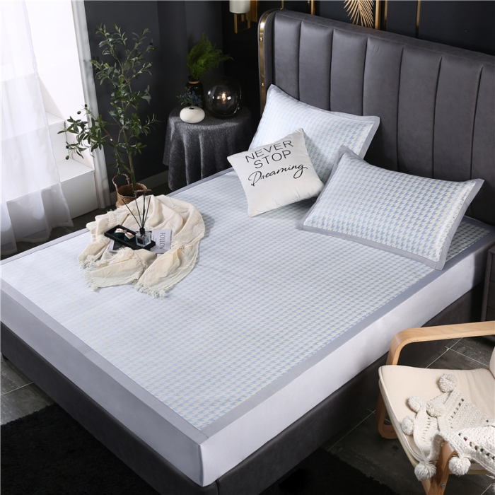 91家纺网 家纺一手货源 找家纺 青竹苑 2021新款600D三明治千鸟格冰丝凉席 千鸟格-蓝