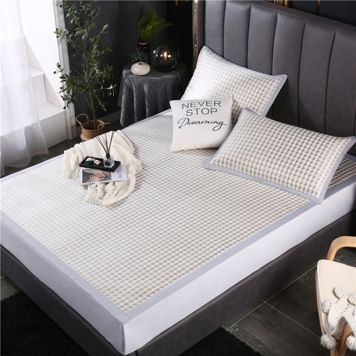 91家纺网 家纺一手货源 找家纺 青竹苑 2021新款600D三明治千鸟格冰丝凉席 千鸟格-棕