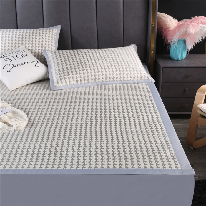 91家纺网 家纺一手货源 找家纺 青竹苑 2021新款600D三明治千鸟格冰丝凉席 千鸟格-棕