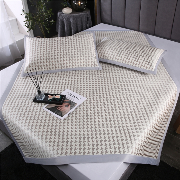 91家纺网 家纺一手货源 找家纺 青竹苑 2021新款600D三明治千鸟格冰丝凉席 千鸟格-棕