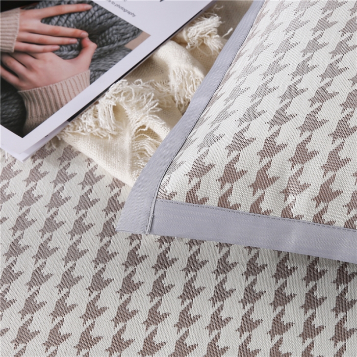 91家纺网 家纺一手货源 找家纺 青竹苑 2021新款600D三明治千鸟格冰丝凉席 千鸟格-棕