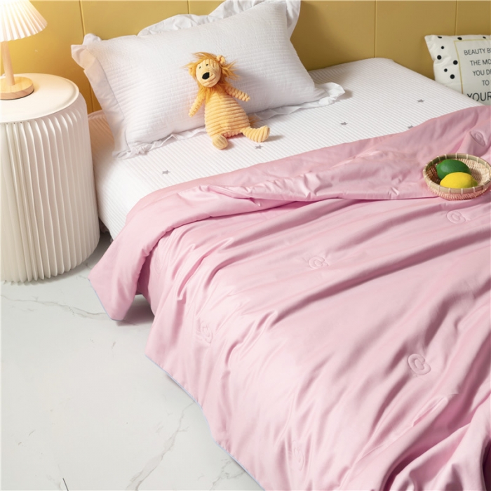 91家纺网 家纺一手货源 找家纺 桂雅居 2021新款ABCD极柔长绒棉儿童小凉被 少女粉