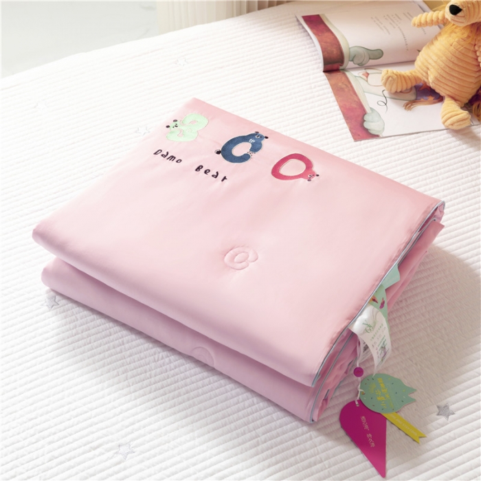 91家纺网 家纺一手货源 找家纺 桂雅居 2021新款ABCD极柔长绒棉儿童小凉被 少女粉