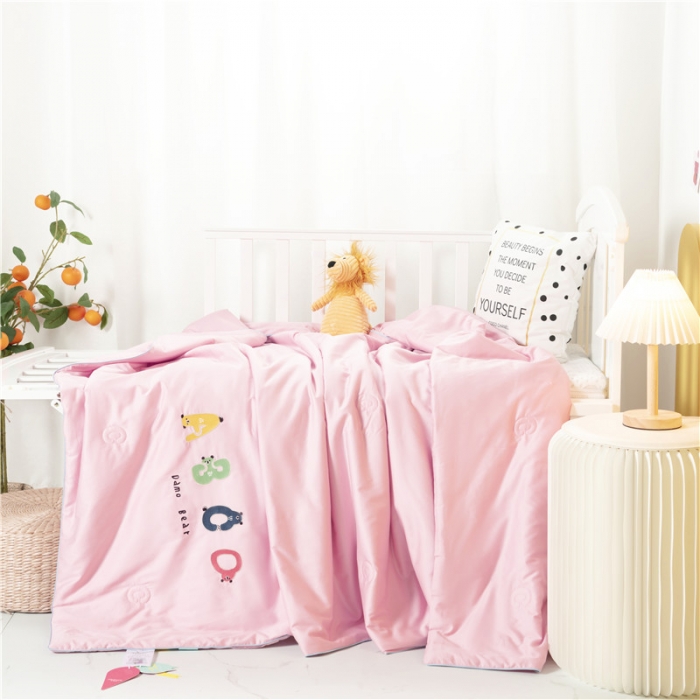 91家纺网 家纺一手货源 找家纺 桂雅居 2021新款ABCD极柔长绒棉儿童小凉被 少女粉