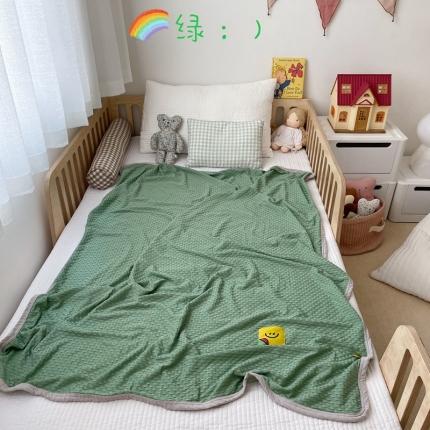 91家纺网 家纺一手货源 找家纺 星期八 2021新款华夫格笑脸毯儿童毯空调毯绿