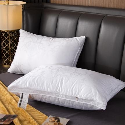 91家纺网 家纺一手货源 找家纺 新款全棉缎纹大提花 风尚 可拆洗羽绒枕鹅绒枕