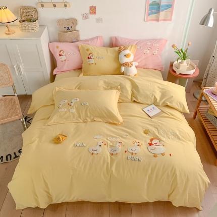 91家纺网 家纺一手货源 找家纺 蜜柚2021全棉水洗棉卡通毛巾绣小清新床单四件套 可爱鸭黄