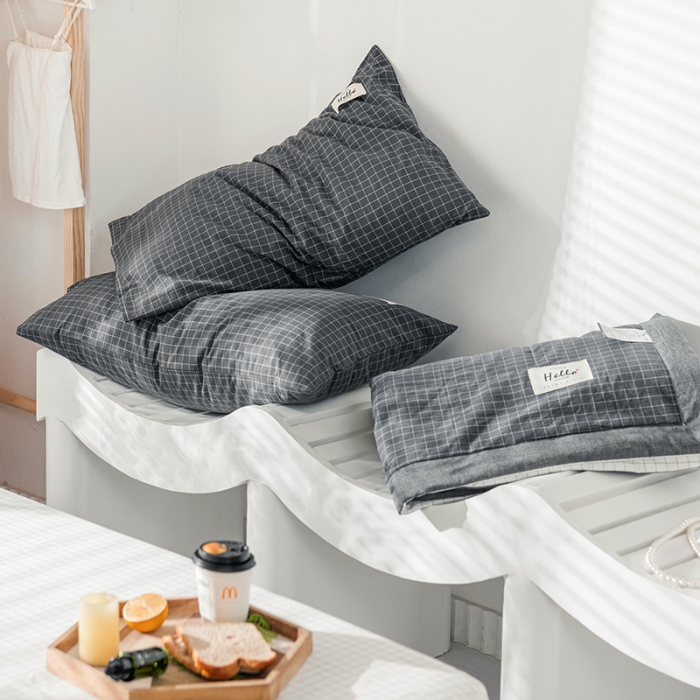 91家纺网 家纺一手货源 找家纺 久典 新款全棉色织水洗棉大豆被夏被四件套 灰白小格双拼