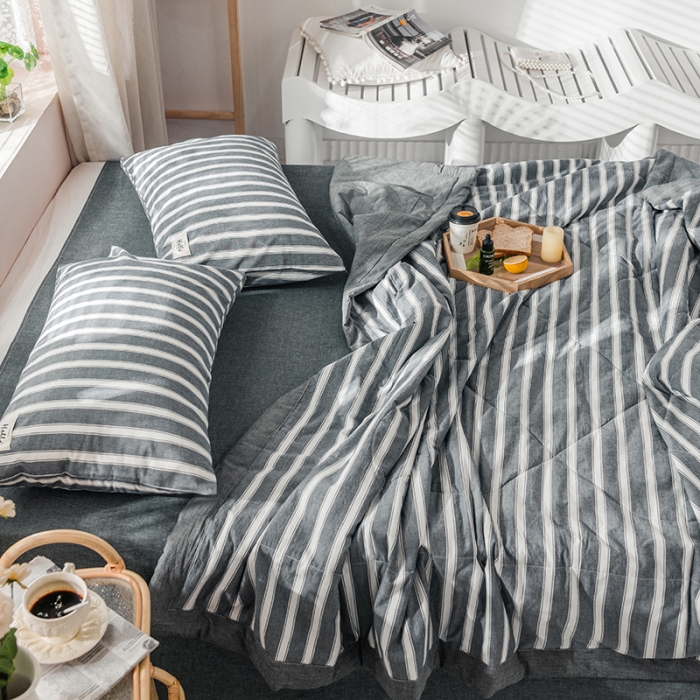 91家纺网 家纺一手货源 找家纺 久典 新款全棉色织水洗棉大豆被夏被四件套 灰粗条