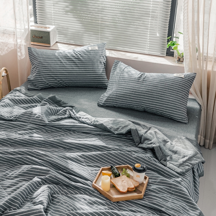 91家纺网 家纺一手货源 找家纺 久典 新款全棉色织水洗棉大豆被夏被四件套 灰细条