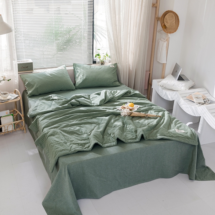 91家纺网 家纺一手货源 找家纺 久典 新款全棉色织水洗棉大豆被夏被四件套 浓绿格