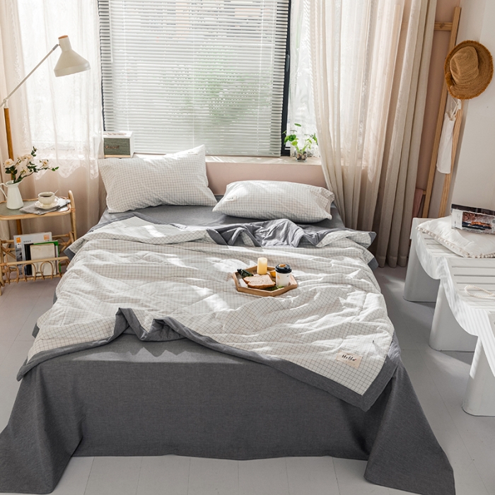 91家纺网 家纺一手货源 找家纺 久典 新款全棉色织水洗棉大豆被夏被四件套 小白格